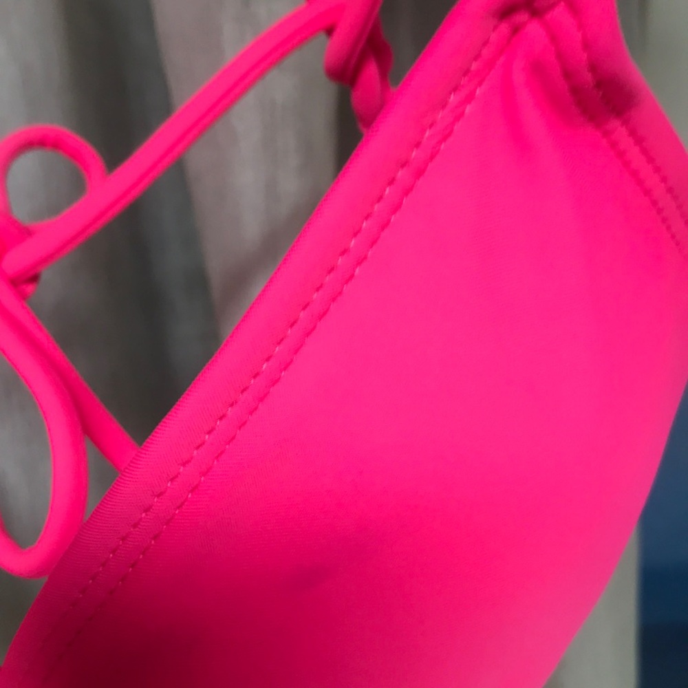 George flawed bikini - Picture 9 of 15